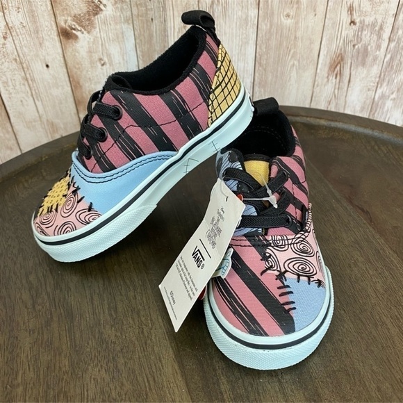 Vans Era Elastic Lace Nightmare Before Christmas Sally Sneaker